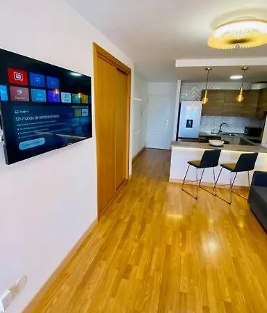 Golden Ocean View & Pool Apartamento *