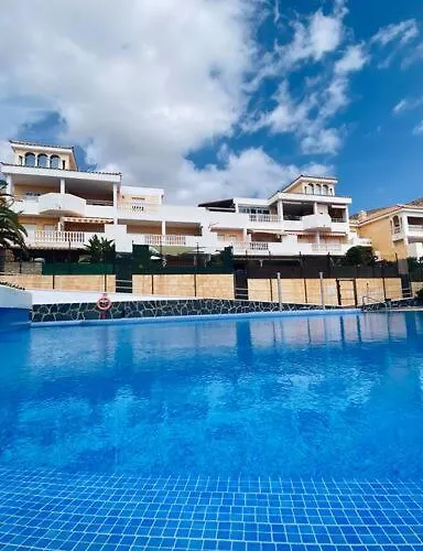 Lägenhet Golden Ocean View & Pool *