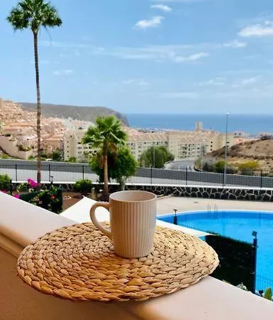 Golden Ocean View & Pool