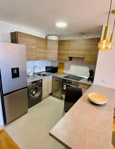 Golden Ocean View&pool Apartment *